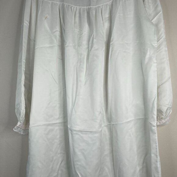 Barbizon Vintage Silky Satin Nightgown Large Floral Embroidered Lace Trim Dainty - Picture 14 of 14